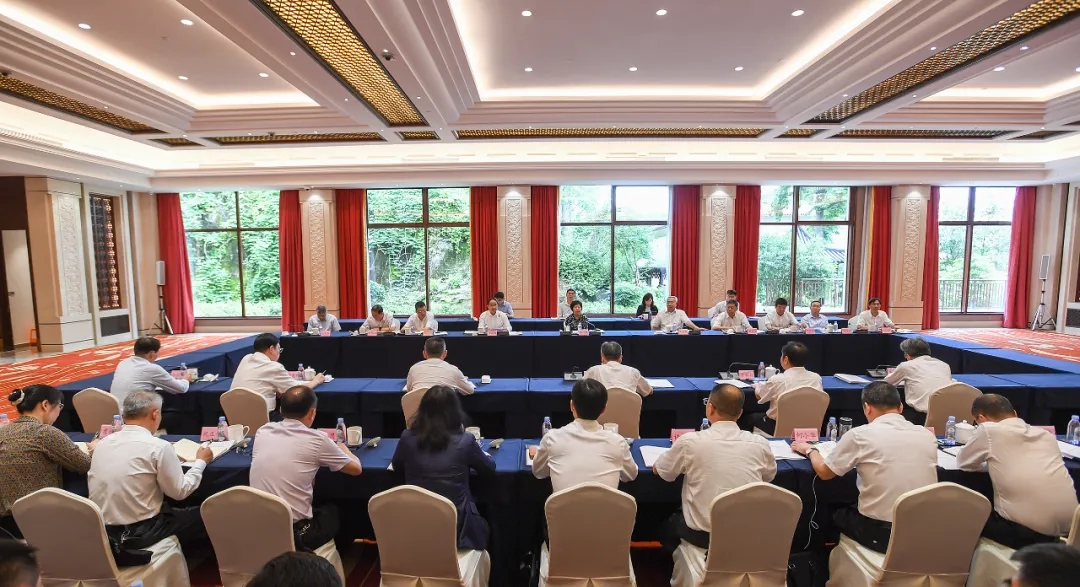 浙江省政法队伍教育整顿驻点指导工作第二次汇报会召开